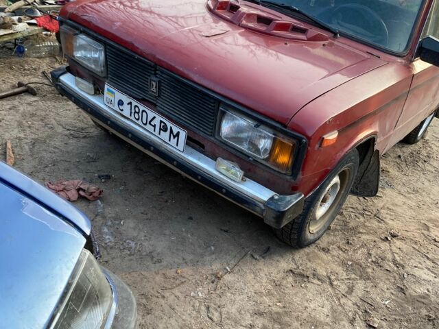 Червоний ВАЗ 2103, об'ємом двигуна 1.7 л та пробігом 899 тис. км за 170 $, фото 1 на Automoto.ua