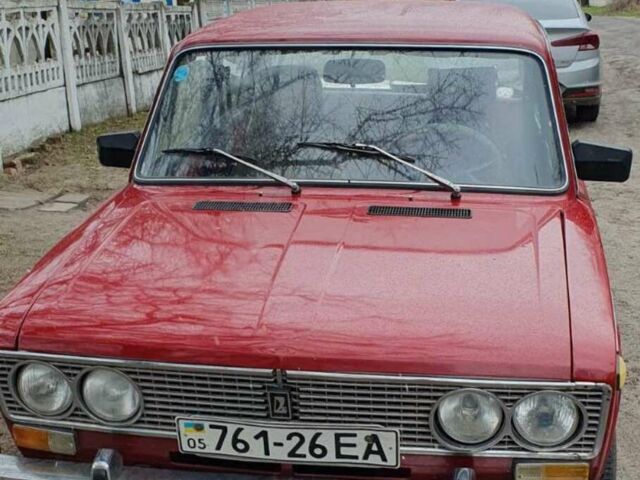 Красный ВАЗ 2103, объемом двигателя 1.5 л и пробегом 150 тыс. км за 1002 $, фото 1 на Automoto.ua