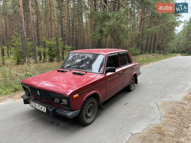 Красный ВАЗ 2103, объемом двигателя 1.5 л и пробегом 77 тыс. км за 500 $, фото 1 на Automoto.ua