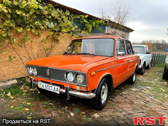 ВАЗ 2103 1974 в Золотоноше на Automoto.ua Красный ВАЗ 2103, объемом двигателя 1.5 л и пробегом 0 тыс. км за 1000 $, фото 1 на Automoto.ua