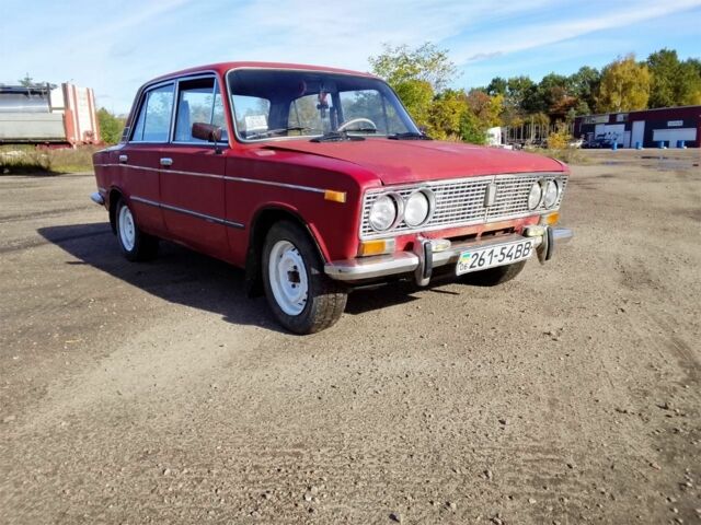 ВАЗ 2103 1975 в Коростене на Automoto.ua Красный ВАЗ 2103, объемом двигателя 0 л и пробегом 444 тыс. км за 500 $, фото 1 на Automoto.ua