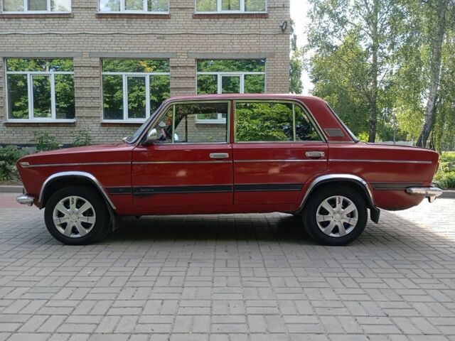 Червоний ВАЗ 2103, об'ємом двигуна 0 л та пробігом 80 тис. км за 433 $, фото 1 на Automoto.ua