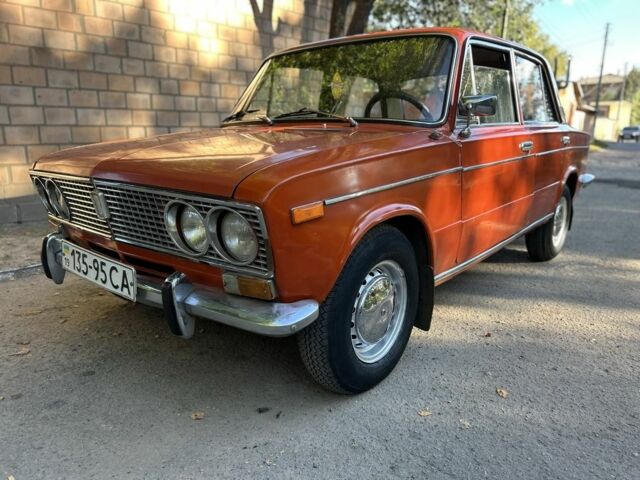 Красный ВАЗ 2103, объемом двигателя 0 л и пробегом 157 тыс. км за 605 $, фото 1 на Automoto.ua