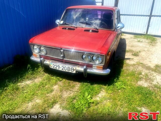 Красный ВАЗ 2103, объемом двигателя 1.3 л и пробегом 215 тыс. км за 450 $, фото 1 на Automoto.ua