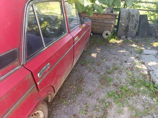 Красный ВАЗ 2103, объемом двигателя 1.3 л и пробегом 99 тыс. км за 243 $, фото 1 на Automoto.ua