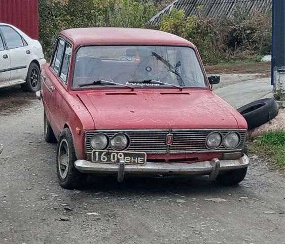 Красный ВАЗ 2103, объемом двигателя 1.3 л и пробегом 1 тыс. км за 473 $, фото 1 на Automoto.ua