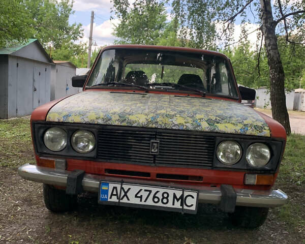 Красный ВАЗ 2103, объемом двигателя 1.5 л и пробегом 300 тыс. км за 600 $, фото 1 на Automoto.ua