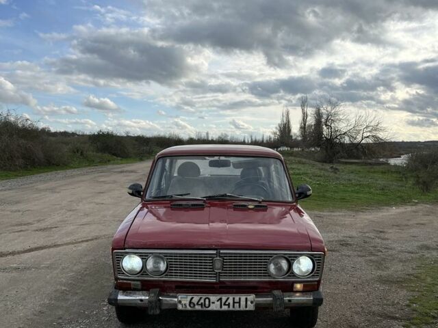 Красный ВАЗ 2103, объемом двигателя 1.3 л и пробегом 75 тыс. км за 550 $, фото 1 на Automoto.ua