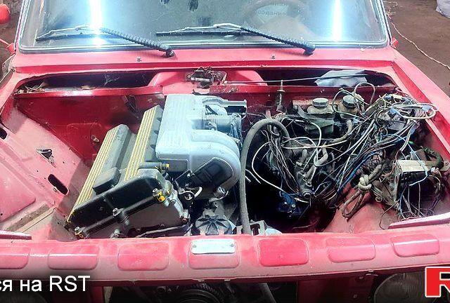 Красный ВАЗ 2103, объемом двигателя 1.8 л и пробегом 200 тыс. км за 600 $, фото 1 на Automoto.ua