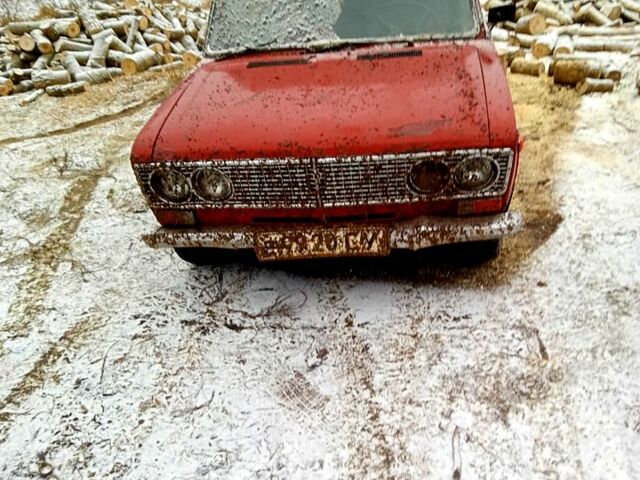 Червоний ВАЗ 2103, об'ємом двигуна 1.5 л та пробігом 100 тис. км за 425 $, фото 1 на Automoto.ua