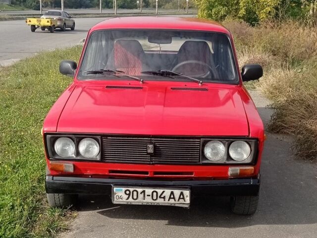 Красный ВАЗ 2103, объемом двигателя 0 л и пробегом 200 тыс. км за 637 $, фото 1 на Automoto.ua