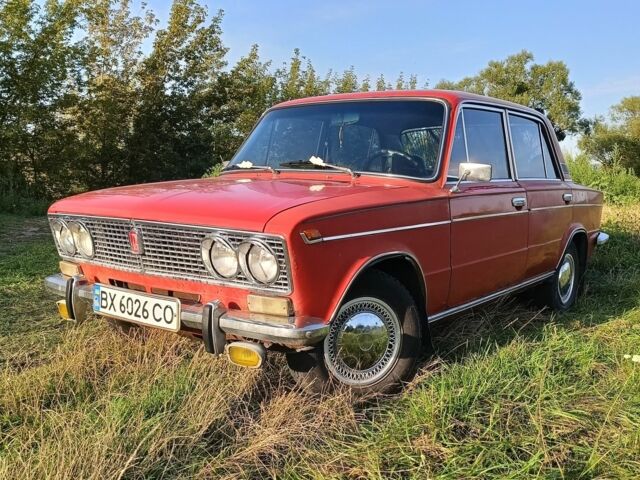 Красный ВАЗ 2103, объемом двигателя 1.3 л и пробегом 175 тыс. км за 600 $, фото 1 на Automoto.ua