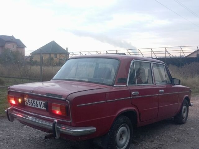 ВАЗ 2103 1982 в Бурштыне на Automoto.ua Красный ВАЗ 2103, объемом двигателя 1.5 л и пробегом 200 тыс. км за 525 $, фото 1 на Automoto.ua