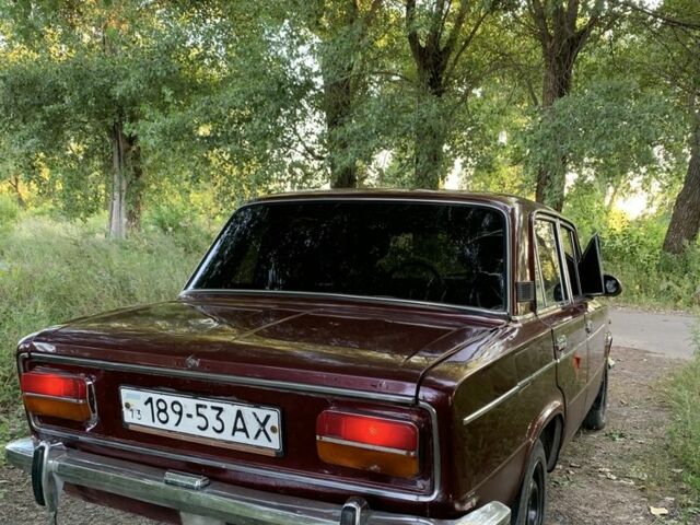 Червоний ВАЗ 2103, об'ємом двигуна 1.3 л та пробігом 1000 тис. км за 450 $, фото 1 на Automoto.ua