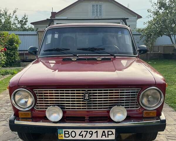 Красный ВАЗ 2103, объемом двигателя 0 л и пробегом 73 тыс. км за 1900 $, фото 1 на Automoto.ua