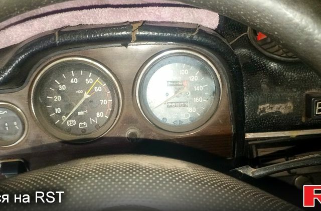 Красный ВАЗ 2103, объемом двигателя 1.5 л и пробегом 0 тыс. км за 700 $, фото 1 на Automoto.ua