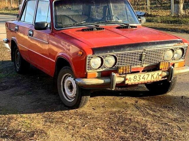 Красный ВАЗ 2103, объемом двигателя 1.5 л и пробегом 0 тыс. км за 580 $, фото 1 на Automoto.ua