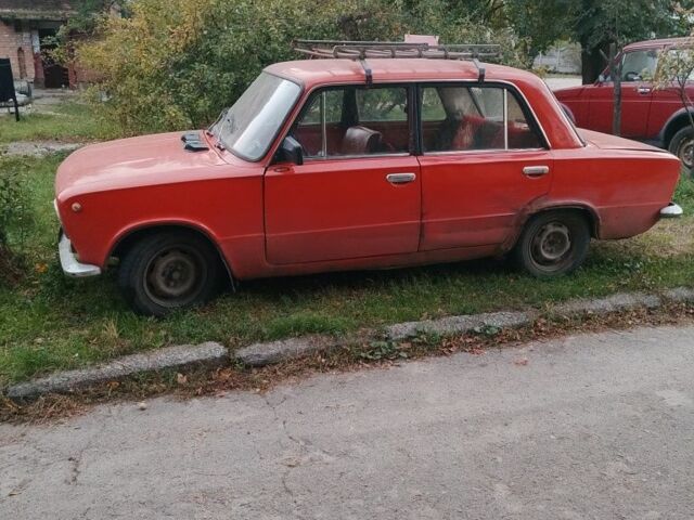Червоний ВАЗ 2103, об'ємом двигуна 0 л та пробігом 100 тис. км за 268 $, фото 1 на Automoto.ua