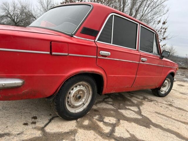 Красный ВАЗ 2103, объемом двигателя 0 л и пробегом 250 тыс. км за 571 $, фото 1 на Automoto.ua