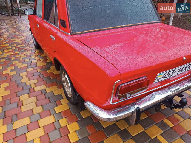 ВАЗ 2103, объемом двигателя 1.5 л и пробегом 300 тыс. км за 800 $, фото 1 на Automoto.ua