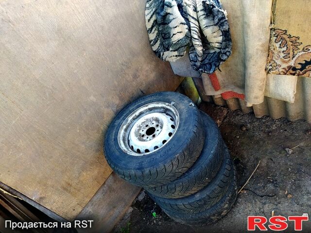 ВАЗ 2103, объемом двигателя 15 л и пробегом 0 тыс. км за 600 $, фото 1 на Automoto.ua