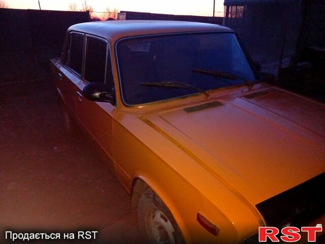 Желтый ВАЗ 2103, объемом двигателя 1.5 л и пробегом 125 тыс. км за 350 $, фото 1 на Automoto.ua