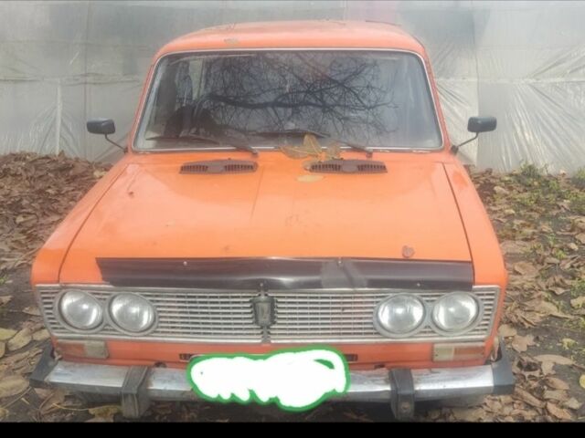 ВАЗ 2103 1974 у Чугуеве на Automoto.ua Жовтий ВАЗ 2103, об'ємом двигуна 0 л та пробігом 1 тис. км за 478 $, фото 1 на Automoto.ua
