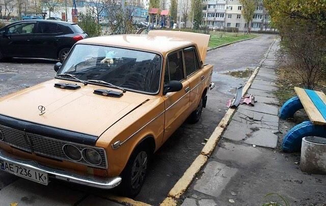 Желтый ВАЗ 2103, объемом двигателя 1.5 л и пробегом 3 тыс. км за 576 $, фото 1 на Automoto.ua