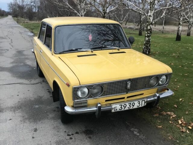 Желтый ВАЗ 2103, объемом двигателя 1.5 л и пробегом 805 тыс. км за 713 $, фото 1 на Automoto.ua