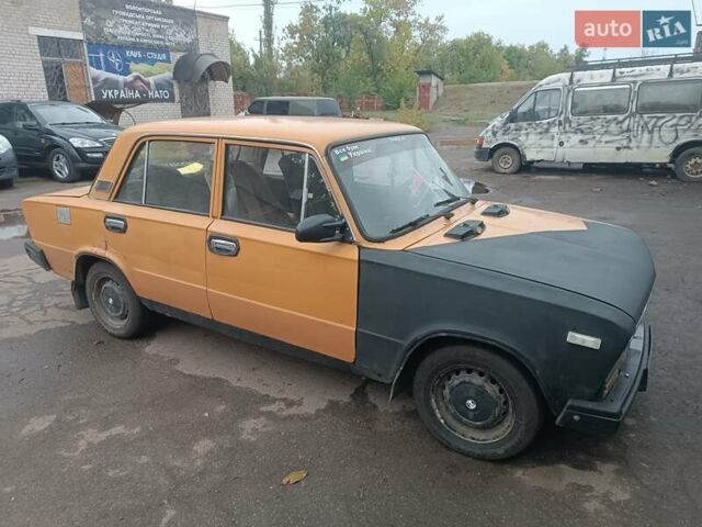 Желтый ВАЗ 2103, объемом двигателя 1.5 л и пробегом 77 тыс. км за 700 $, фото 1 на Automoto.ua