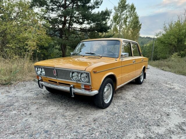 Жовтий ВАЗ 2103, об'ємом двигуна 1.5 л та пробігом 35 тис. км за 3300 $, фото 1 на Automoto.ua