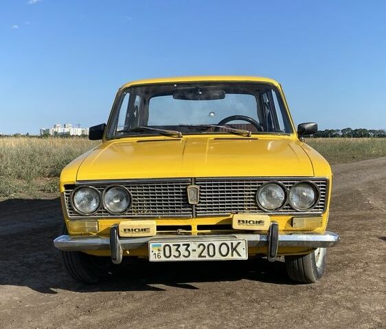 Желтый ВАЗ 2103, объемом двигателя 1.5 л и пробегом 99 тыс. км за 950 $, фото 1 на Automoto.ua