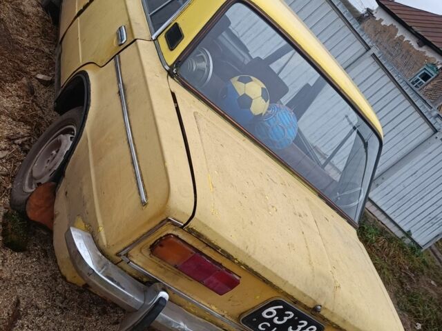 Желтый ВАЗ 2103, объемом двигателя 1.5 л и пробегом 1 тыс. км за 238 $, фото 1 на Automoto.ua