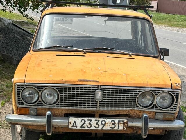 Желтый ВАЗ 2103, объемом двигателя 1.3 л и пробегом 150 тыс. км за 320 $, фото 1 на Automoto.ua