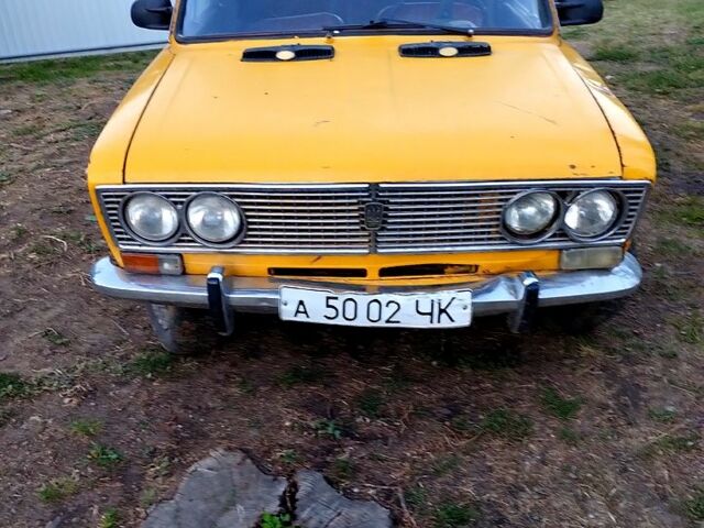 Жовтий ВАЗ 2103, об'ємом двигуна 1.6 л та пробігом 500 тис. км за 250 $, фото 1 на Automoto.ua