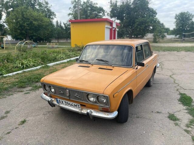 Желтый ВАЗ 2103, объемом двигателя 1.3 л и пробегом 88 тыс. км за 435 $, фото 1 на Automoto.ua
