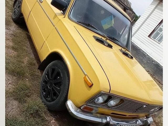 Жовтий ВАЗ 2103, об'ємом двигуна 1.3 л та пробігом 800 тис. км за 750 $, фото 1 на Automoto.ua