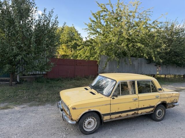 Желтый ВАЗ 2103, объемом двигателя 0 л и пробегом 153 тыс. км за 302 $, фото 1 на Automoto.ua
