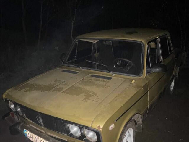 Желтый ВАЗ 2103, объемом двигателя 1.5 л и пробегом 300 тыс. км за 237 $, фото 1 на Automoto.ua