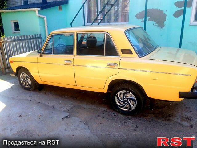 Желтый ВАЗ 2103, объемом двигателя 1.3 л и пробегом 80 тыс. км за 1430 $, фото 1 на Automoto.ua