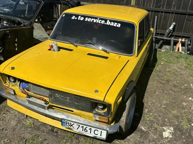 Желтый ВАЗ 2103, объемом двигателя 0 л и пробегом 50 тыс. км за 4200 $, фото 1 на Automoto.ua
