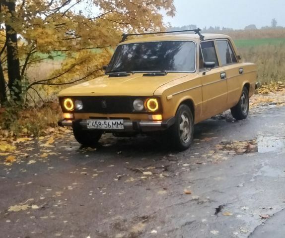Желтый ВАЗ 2103, объемом двигателя 0 л и пробегом 1000 тыс. км за 720 $, фото 1 на Automoto.ua