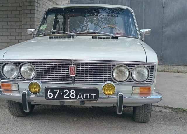 Серый ВАЗ 2103, объемом двигателя 1.3 л и пробегом 53 тыс. км за 2000 $, фото 1 на Automoto.ua