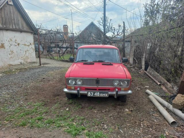 Серый ВАЗ 2103, объемом двигателя 1.3 л и пробегом 200 тыс. км за 723 $, фото 1 на Automoto.ua