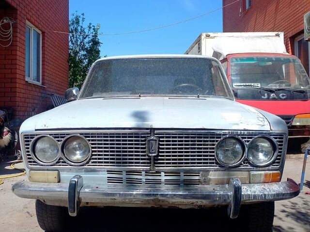Сірий ВАЗ 2103, об'ємом двигуна 15 л та пробігом 300 тис. км за 1100 $, фото 1 на Automoto.ua