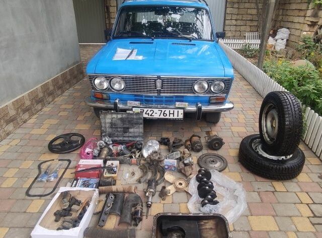 Синій ВАЗ 2103, об'ємом двигуна 0 л та пробігом 230 тис. км за 800 $, фото 1 на Automoto.ua