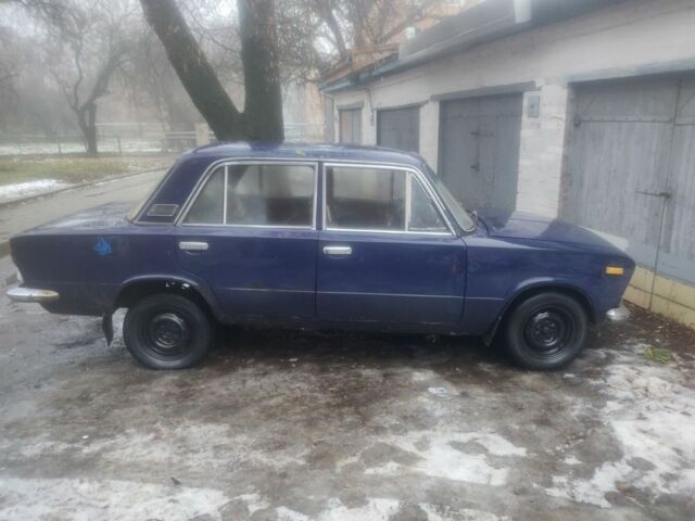 Синий ВАЗ 2103, объемом двигателя 0 л и пробегом 200 тыс. км за 299 $, фото 1 на Automoto.ua