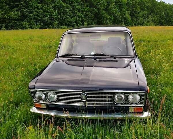 Синий ВАЗ 2103, объемом двигателя 1.3 л и пробегом 400 тыс. км за 800 $, фото 1 на Automoto.ua