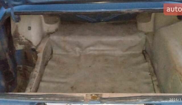 Синий ВАЗ 2103, объемом двигателя 0 л и пробегом 796 тыс. км за 900 $, фото 1 на Automoto.ua