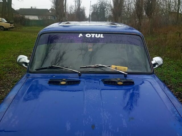 Синий ВАЗ 2103, объемом двигателя 1.3 л и пробегом 222 тыс. км за 300 $, фото 1 на Automoto.ua